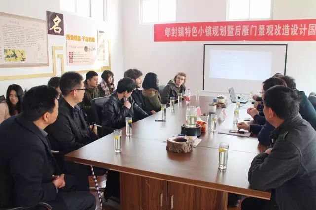 一批批參觀團(tuán)為何頻頻到云臺(tái)冰菊基地參觀？